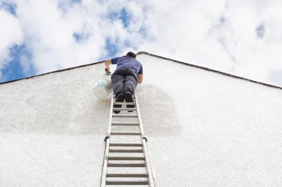 Peinture extérieure au Vieux-Bourg — façades et ravalement